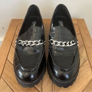 JONES NY black faux leather loafers with silver chain detail women size 7.5